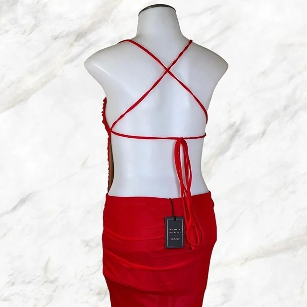 Michael Costello xRevolve Follie Gown in Red - Picture 10 of 12